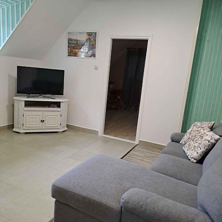 Apartment Balatonbereny 4 Екстериор снимка